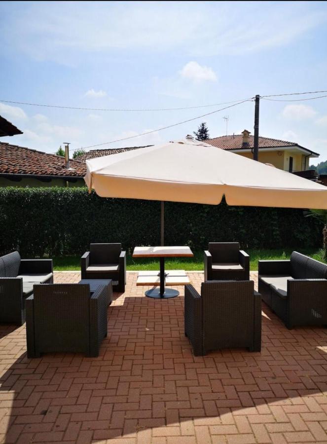 לינה וארוחת בוקר Casa Furno Certe Notti Langhe מראה חיצוני תמונה