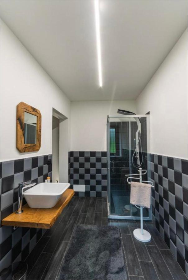 לינה וארוחת בוקר Casa Furno Certe Notti Langhe מראה חיצוני תמונה